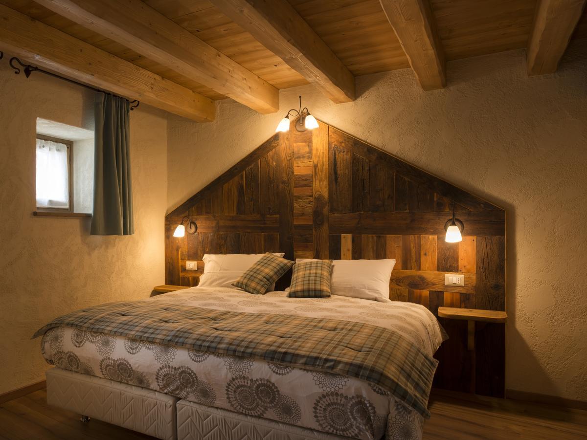 Chambres D'Hotes La Moraine Enchantee Gressan Exterior photo